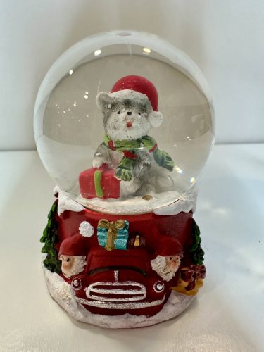 Karácsonyi Kutyus a Télapó Truckban – Hógömb