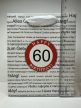 Ajándéktáska 60. születésnapra – többnyelvű "Boldog születésnapot" mintával