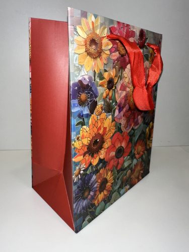 Virágos Elegancia – Prémium ajándéktáska közepes méret