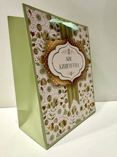 „Sok szeretettel” Ajándéktáska – Virágmintás (M méret)