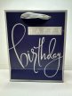 Sötétkék „Happy Birthday” ajándéktasak ezüst részletekkel 