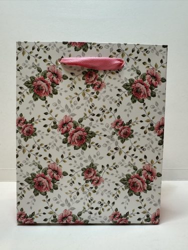 Vintage rózsás ajándéktasak – romantikus mintával, rózsaszín füllel