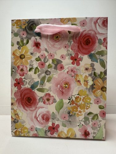 Virágos ajándéktasak – kis méretű, rózsaszín