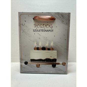   „Boldog születésnapot” ajándéktasak – elegáns tortadizájnnal