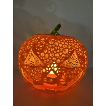   „Lace Pumpkin Glow” – Csipkés tök mécsestartó LED fényhez