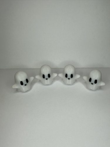 Mini szellem dekoráció – 4 darabos szett Halloweenre