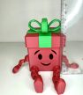 3D Mosolygós Ajándékdoboz – Ülő Dekor Figura