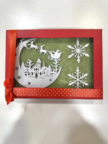Karácsonyi Falu – Piros 3D Ajándékdoboz