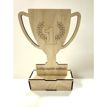 “Apa Trófeája” – Gravírozott fa díjdoboz