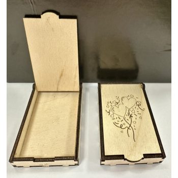 Fa ajándékdoboz – szívvel-lélekkel készítve