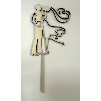   Lézervágott esküvői dekoráció – romantikus és elegáns fa dísz