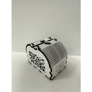   Esküvői gyűrűtartó doboz szívecskés zárással – díszes lézervágott mintával