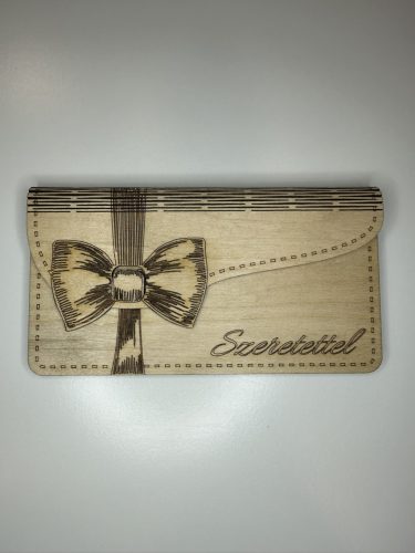 Pénzátadó Ajándék – Elegáns Fa Boríték „Szeretettel”