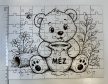 Mézimádó mackó – 64 darabos fa puzzle gravírozott díszdobozban
