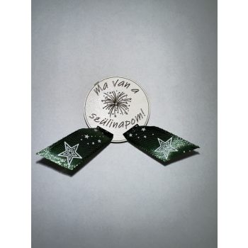   Ma van a szülinapom! – lézervágott fa születésnapi kitűző szalaggal