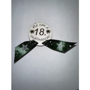   „Ma van a szülinapom!” – egyedi számú mágneses születésnapi kitűző