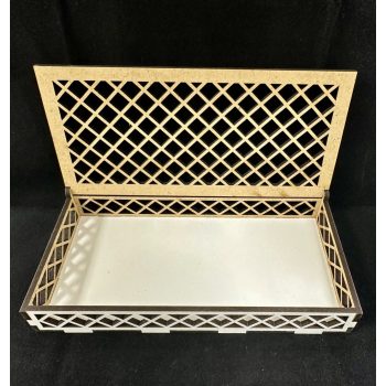 Díszes ajándékdoboz – elegáns, lézervágott mintával