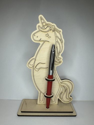 Varázsunicorn” fa tolltartó állvány