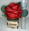 Piros Örök Rózsa – Szeretettel fa díszdobozban