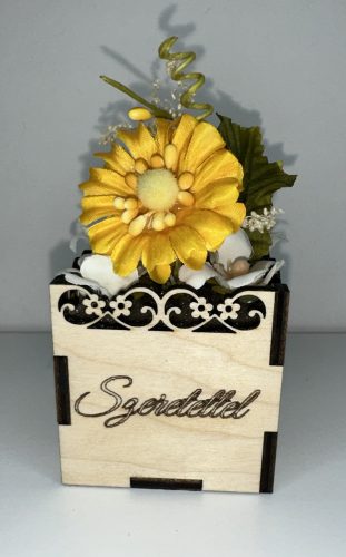 Napfény Virágbox – Szeretettel fa díszdobozban