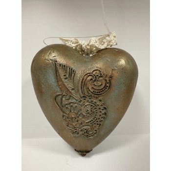 Kézzel festett dekoratív szív