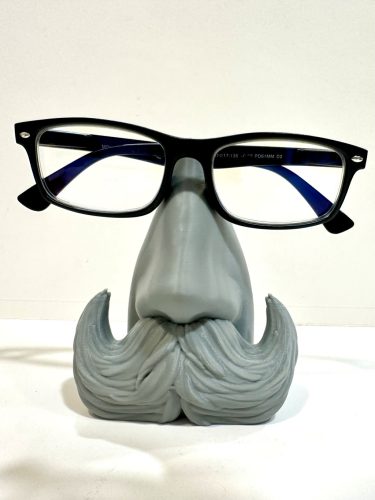 Bajszos Orr – 3D nyomtatott szemüvegtartó
