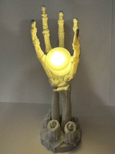 Csontkéz LED mécsestartó