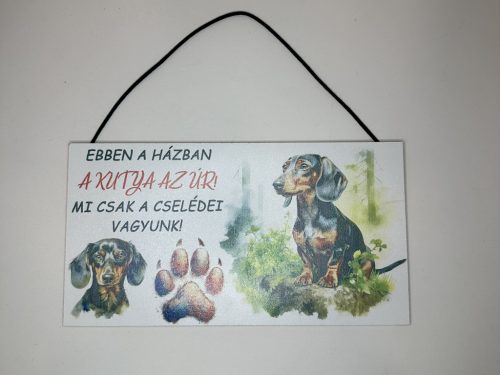 Tacskó Úr Parancsa – tábla