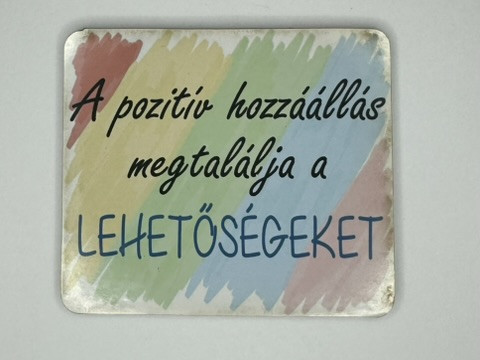 „Pozitív Lendület – Motivációs hűtőmágnes”