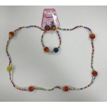 Színes gyöngyszett virágmintás gyöngyökkel 