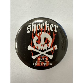   „Shocker” kitűző – Lángoló koponya, horrorpunk életérzéssel